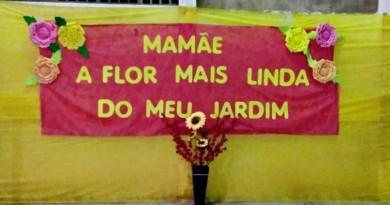 Comemoração do Dia das Mães Comemoração do Dia das Mães
